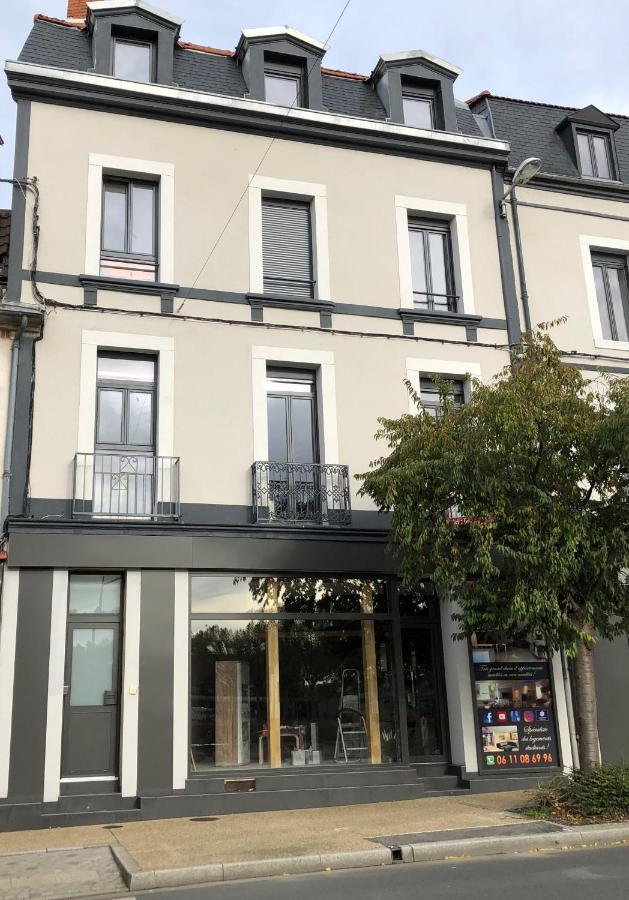 Residence Les Rives Du Cher Montluçon Екстериор снимка